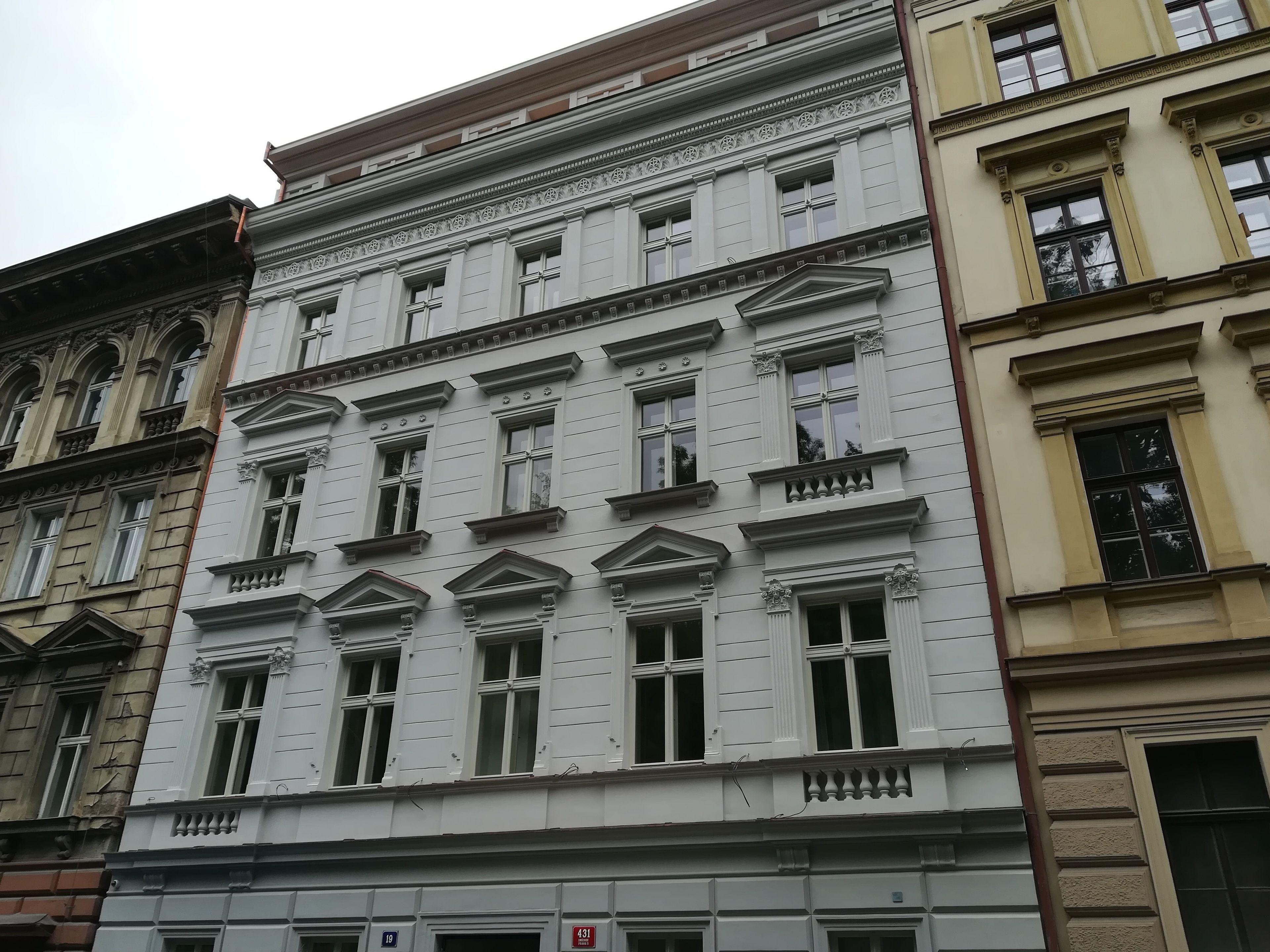 Chevron Hotel, Prague